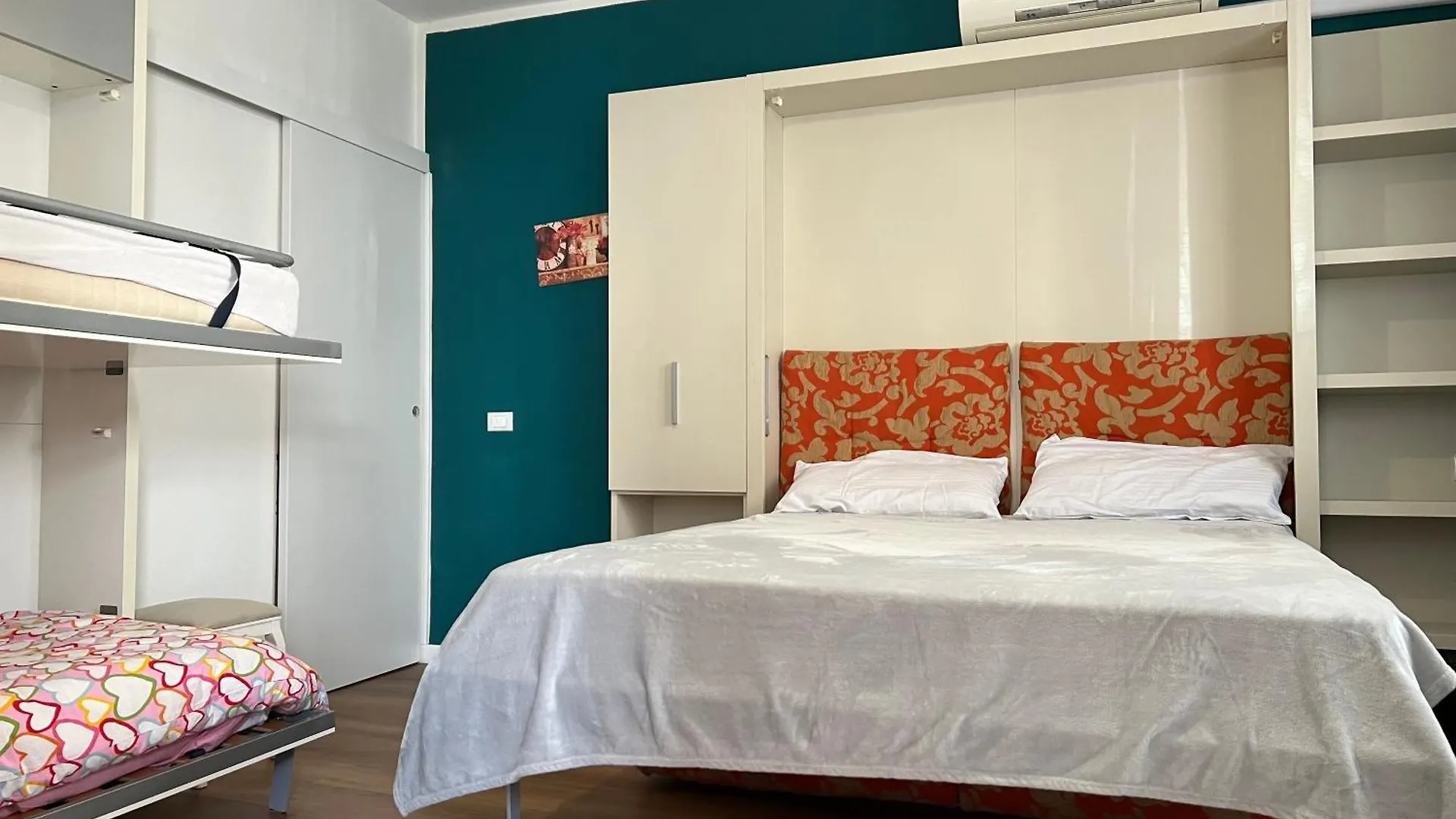 Appartamento Piano Terra Centro Viareggio Italien
